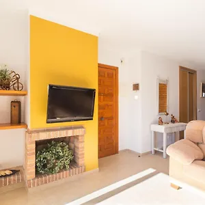Apartamento Francesca With Pool In Playa De, Alcúdia